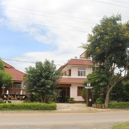 Inle Lotus Hotel Ньоншуэ Экстерьер фото