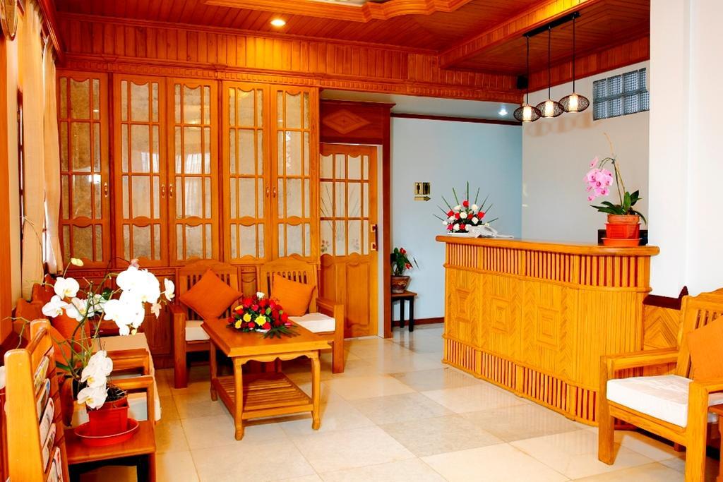 Inle Lotus Hotel Ньоншуэ Экстерьер фото