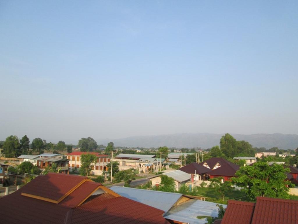 Inle Lotus Hotel Ньоншуэ Номер фото